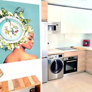  Apartment Moderno Y Con Estilo En La Carihuela Spain